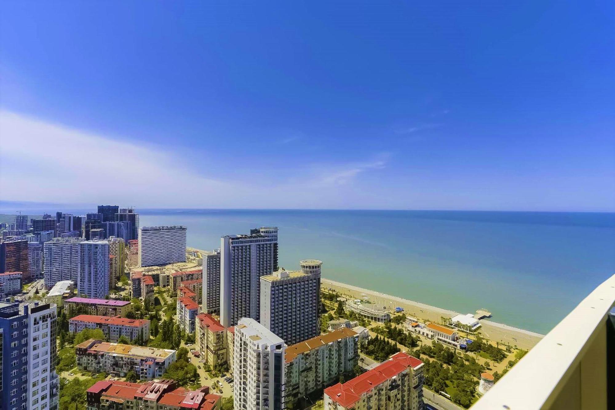 Luxury Beach Front Hotel Batumi Exterior foto