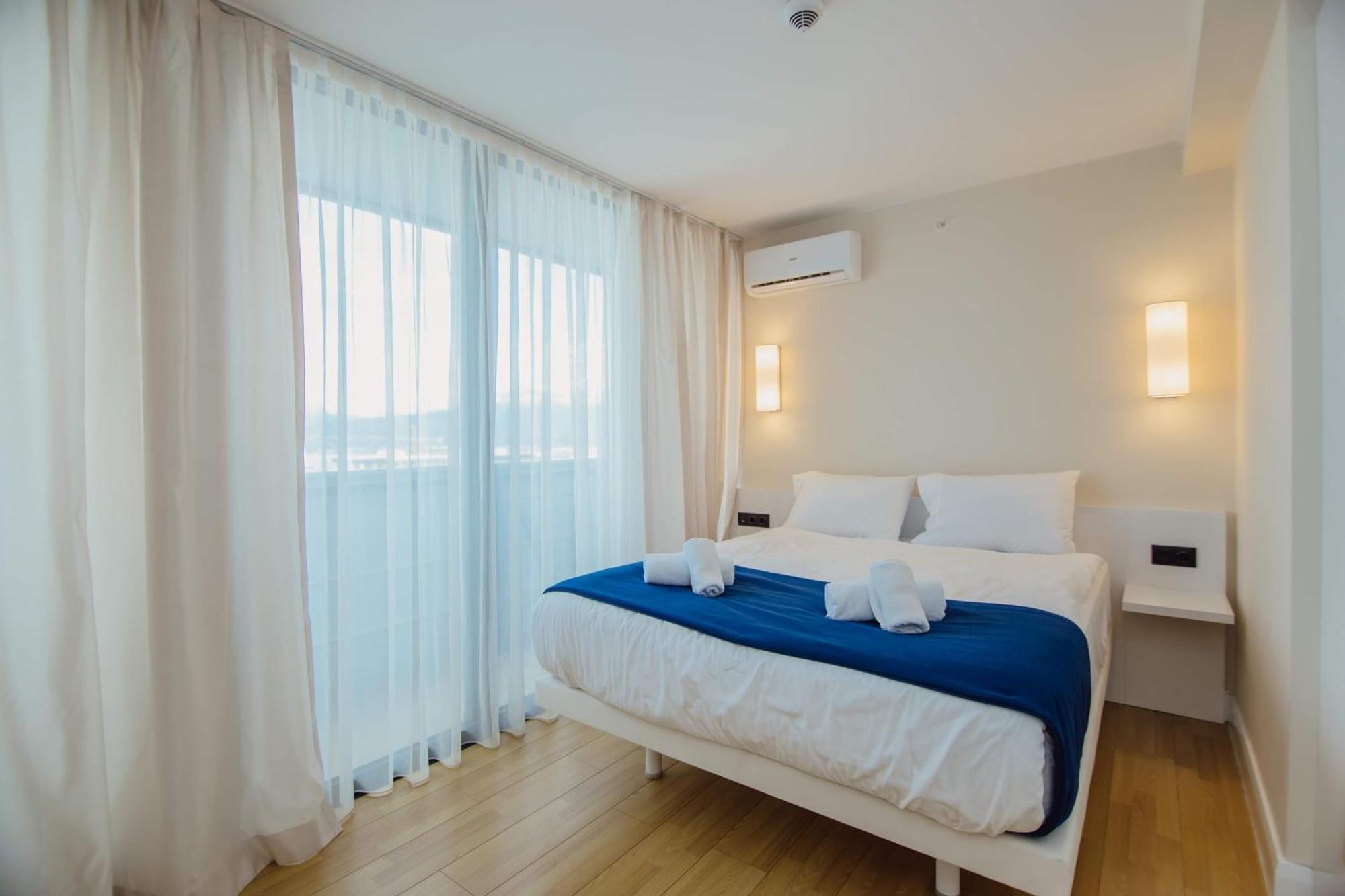 Luxury Beach Front Hotel Batumi Exterior foto