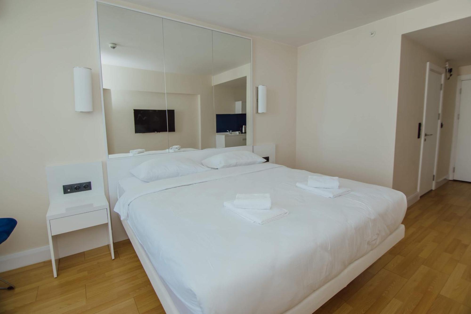 Luxury Beach Front Hotel Batumi Exterior foto