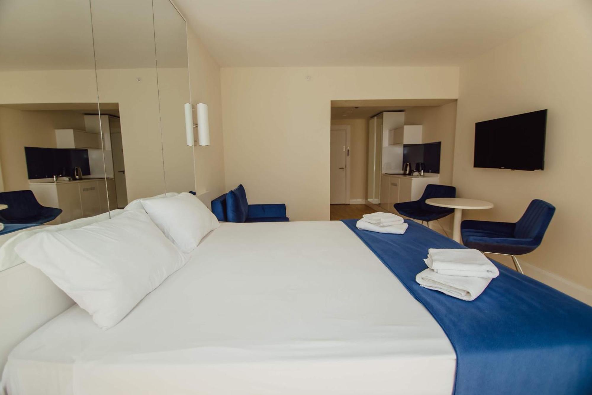 Luxury Beach Front Hotel Batumi Exterior foto